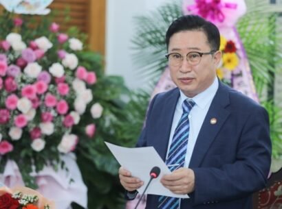 继续担任越南驻韩国旅游大使：重拾根源，促进两国关系发展