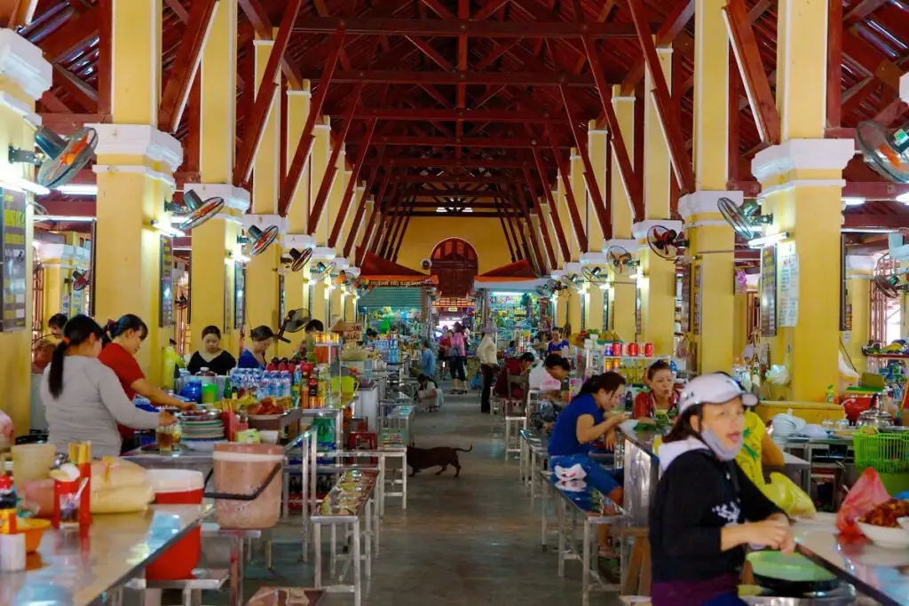会安美食市场介绍(来源:越南中部指南)